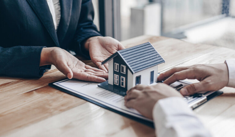 Know The Importance Of A Lawyer During A Property Negotiation