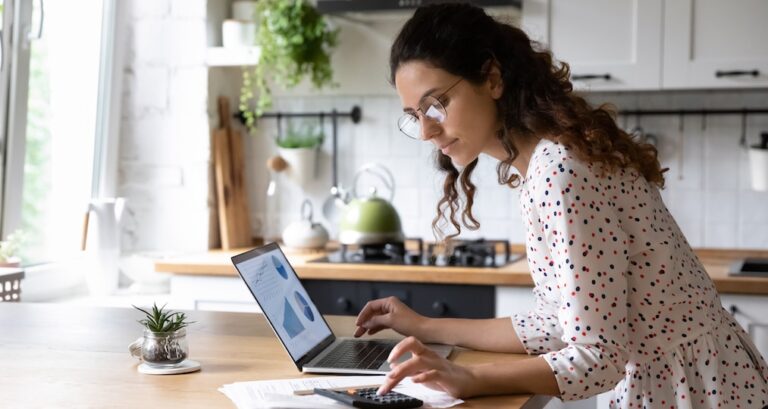 How to Save Money on an Office for Your Small Business