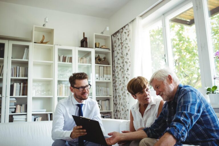 3 Tips for Finding the Best Financial Advisor Company