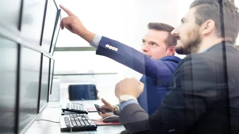 Things you should know before choosing a Stock Broker