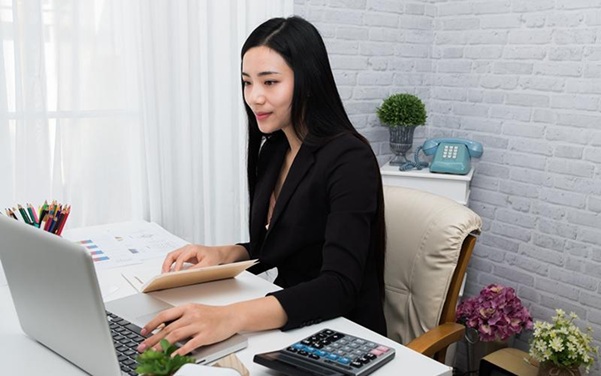 Top 4 Reasons to Hire an Accountant Company in Singapore for Your Business